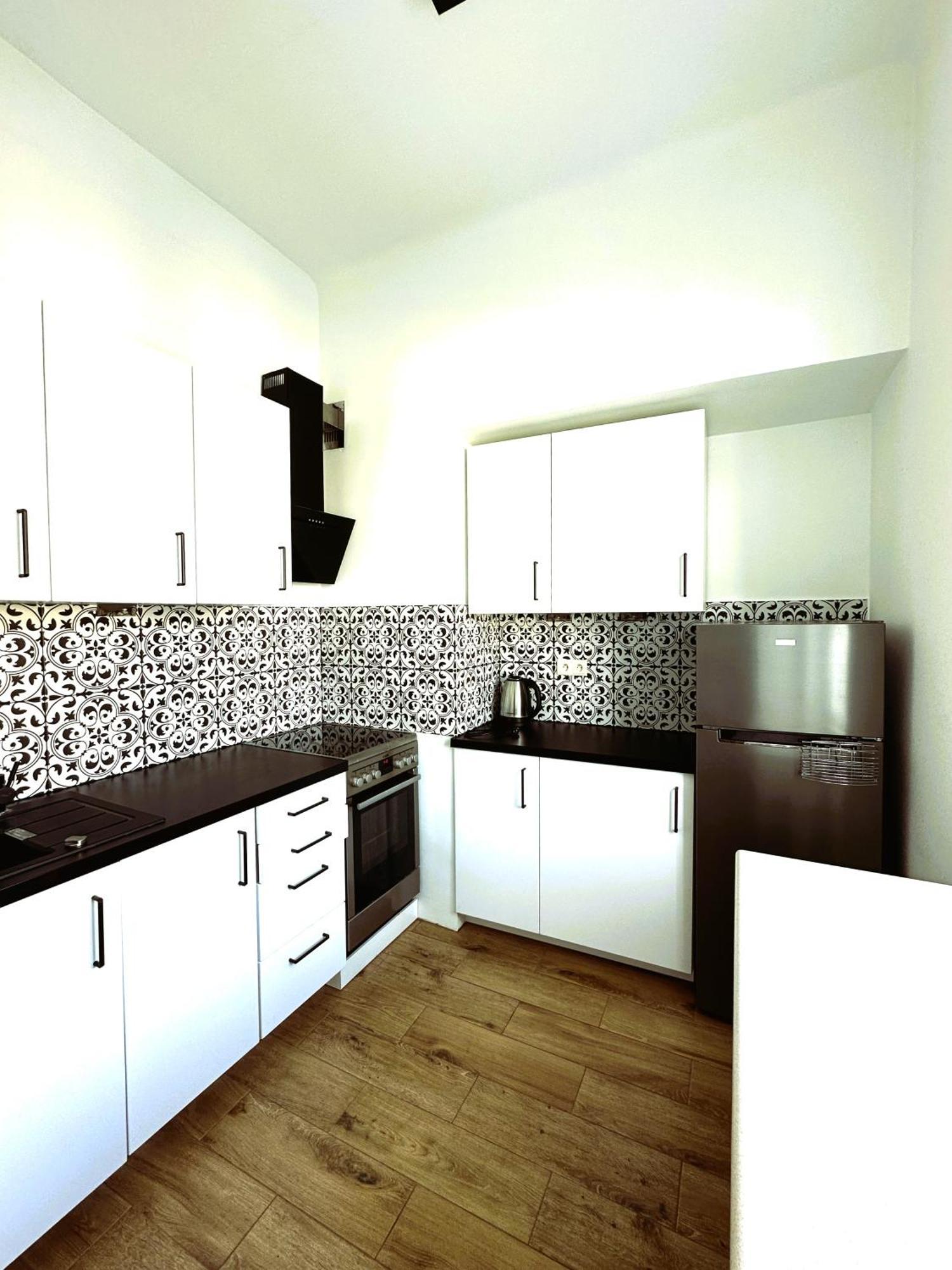 Art Dreams Apartament Chmielna 5 Warszawa Eksteriør bilde
